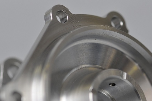 https://www.k-kern.de/content/igal/prototypen-08prototypenfertigung-oieu6q-xl-336_dreh-und_fraesteil_5-achsteil-hermle_mori_seiki_kern-ULIUWG-L-336.jpg